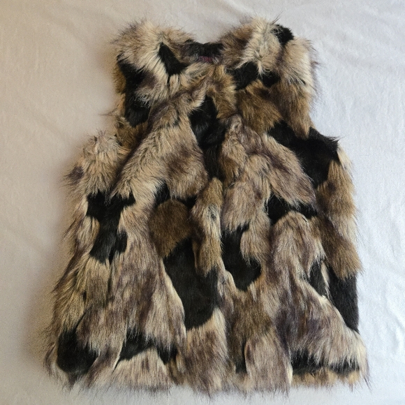 Cymbo Faux Fur Vest Brown Black Shag Sleeveless Fall Boho Western Chic Festival - Picture 1 of 11
